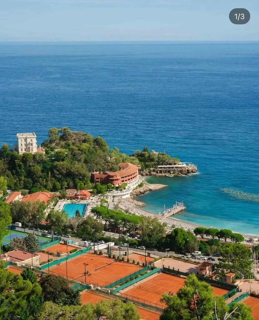 Courts & Coasts Few Steps From Tennis Courts, Country Club And Montecarlo Beach Roquebrune-Cap-Martin France